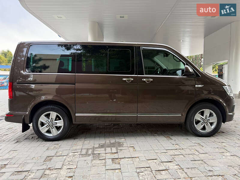 Минивэн Volkswagen Multivan 2016 в Днепре