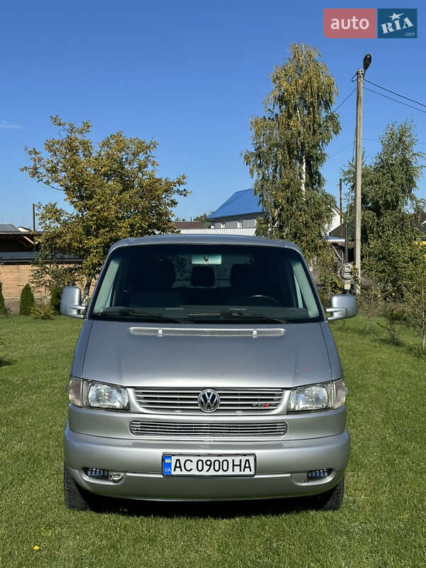 Минивэн Volkswagen Multivan 2001 в Ковеле