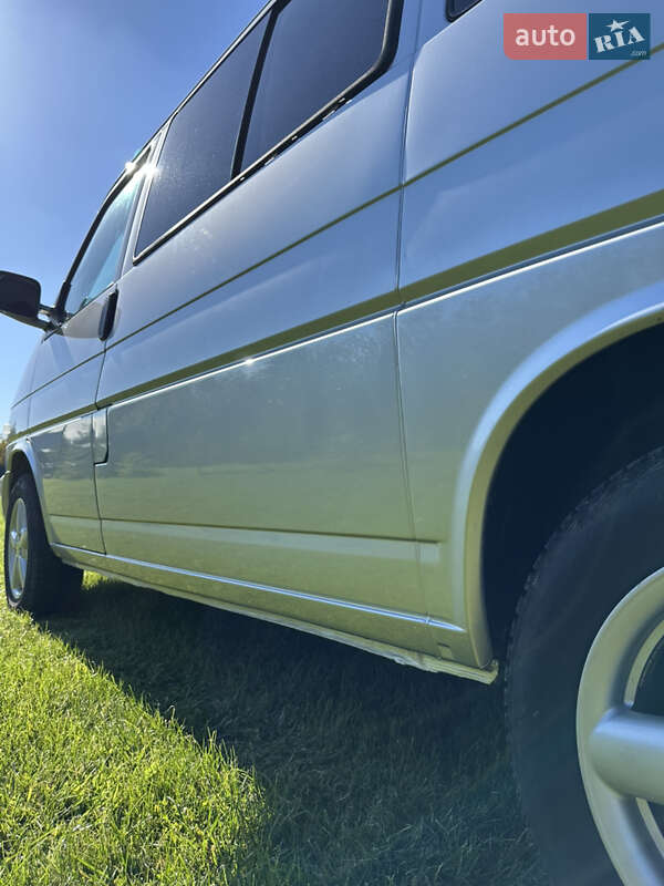 Минивэн Volkswagen Multivan 2001 в Ковеле