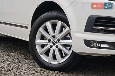Мінівен Volkswagen Multivan 2019 в 