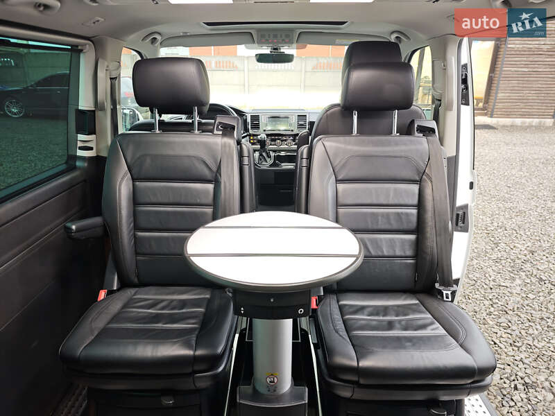 Минивэн Volkswagen Multivan 2019 в Луцке