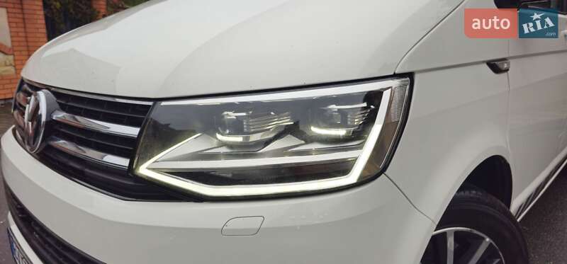 Минивэн Volkswagen Multivan 2017 в Хмельницком