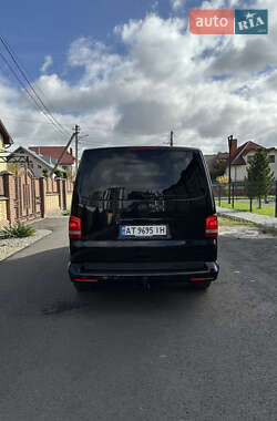 Минивэн Volkswagen Multivan 2012 в 