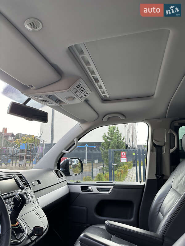Минивэн Volkswagen Multivan 2012 в Ивано-Франковске фото 15 Минивэн Volkswagen Multivan 2012 в Ивано-Франковске