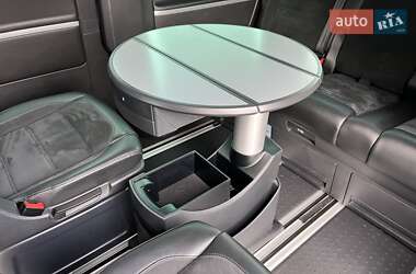 Минивэн Volkswagen Multivan 2015 в 