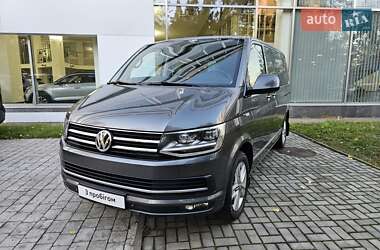 Минивэн Volkswagen Multivan 2015 в Киеве