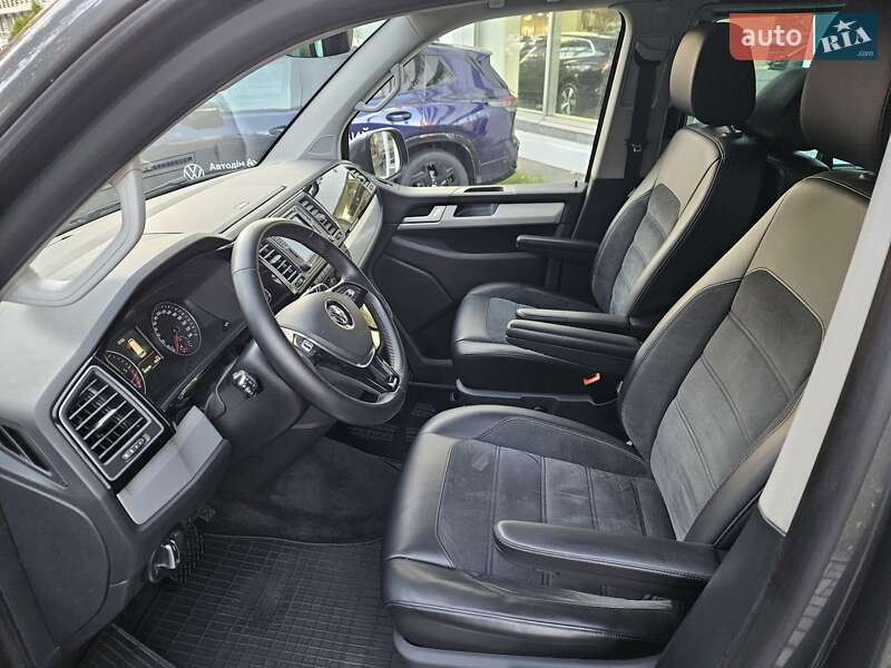 Минивэн Volkswagen Multivan 2015 в Киеве