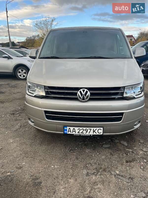 Volkswagen Multivan 2013