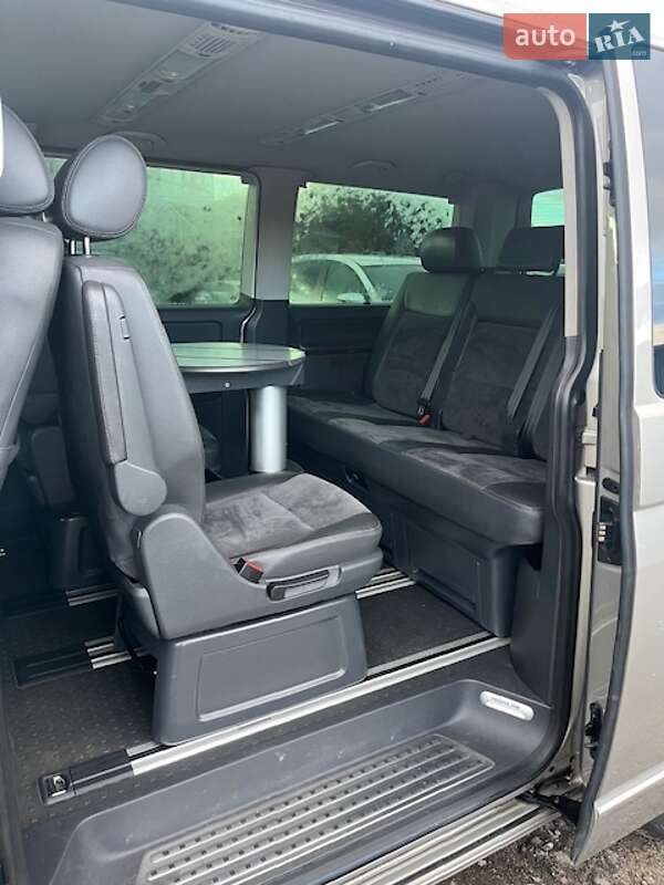 Мінівен Volkswagen Multivan 2013 в Києві фото 8 Мінівен Volkswagen Multivan 2013 в Києві