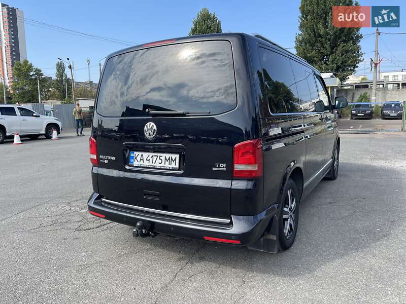 Минивэн Volkswagen Multivan 2012 в Киеве