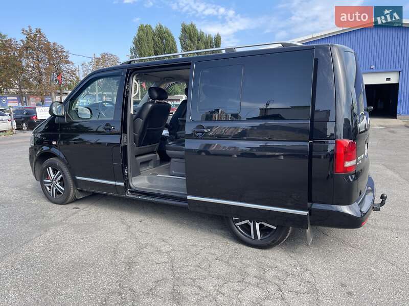 Минивэн Volkswagen Multivan 2012 в Киеве