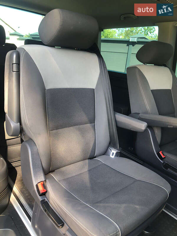 Мінівен Volkswagen Multivan 2011 в Чернігові