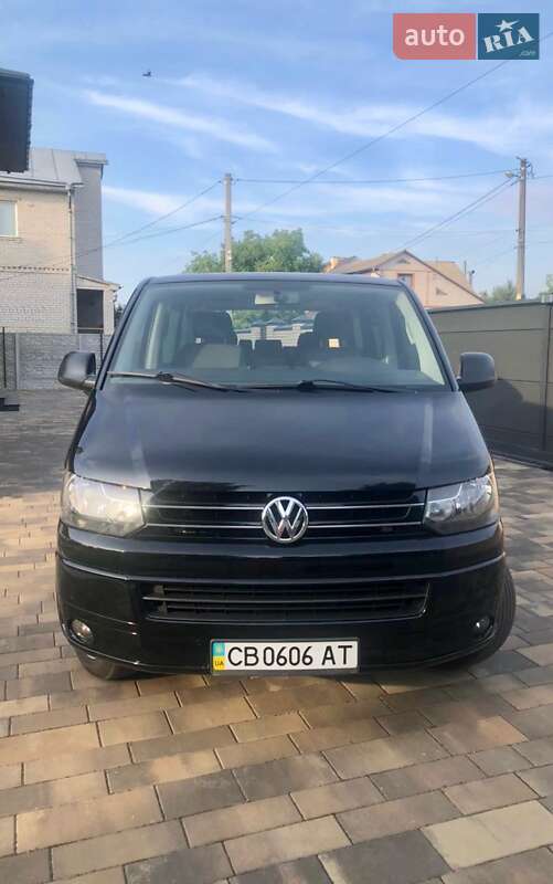 Мінівен Volkswagen Multivan 2011 в Чернігові