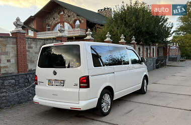Мінівен Volkswagen Multivan 2015 в 