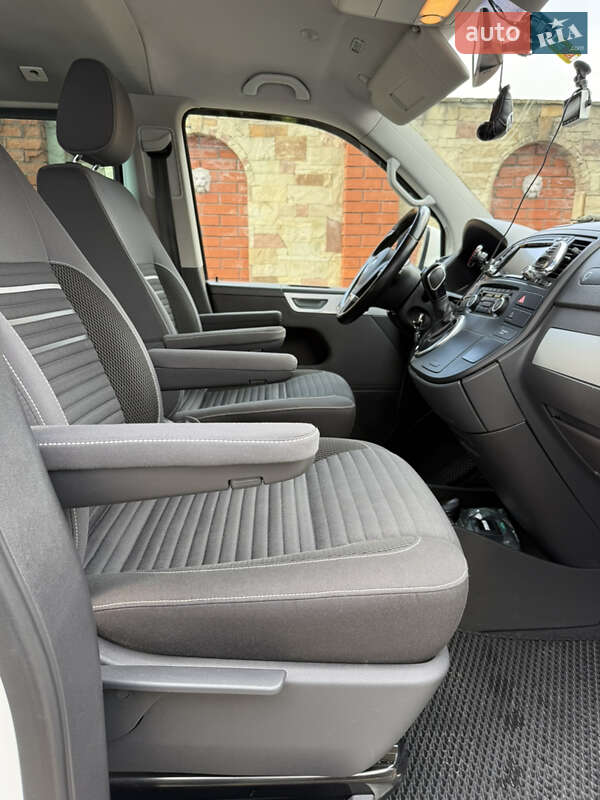 Минивэн Volkswagen Multivan 2015 в Красилове фото 33 Минивэн Volkswagen Multivan 2015 в Красилове