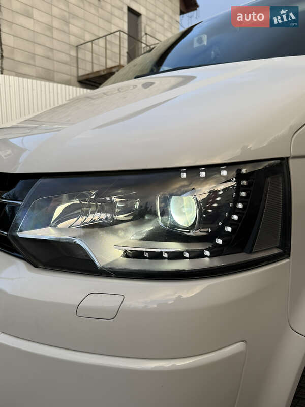 Минивэн Volkswagen Multivan 2015 в Красилове фото 79 Минивэн Volkswagen Multivan 2015 в Красилове