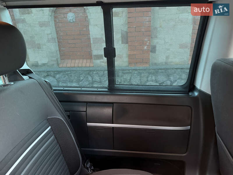 Минивэн Volkswagen Multivan 2015 в Красилове фото 96 Минивэн Volkswagen Multivan 2015 в Красилове