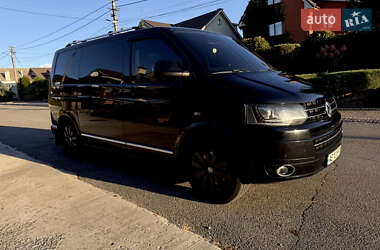 Мінівен Volkswagen Multivan 2012 в 