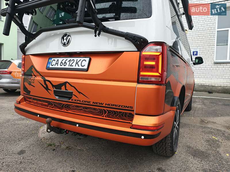 Мінівен Volkswagen Multivan 2016 в Черкасах