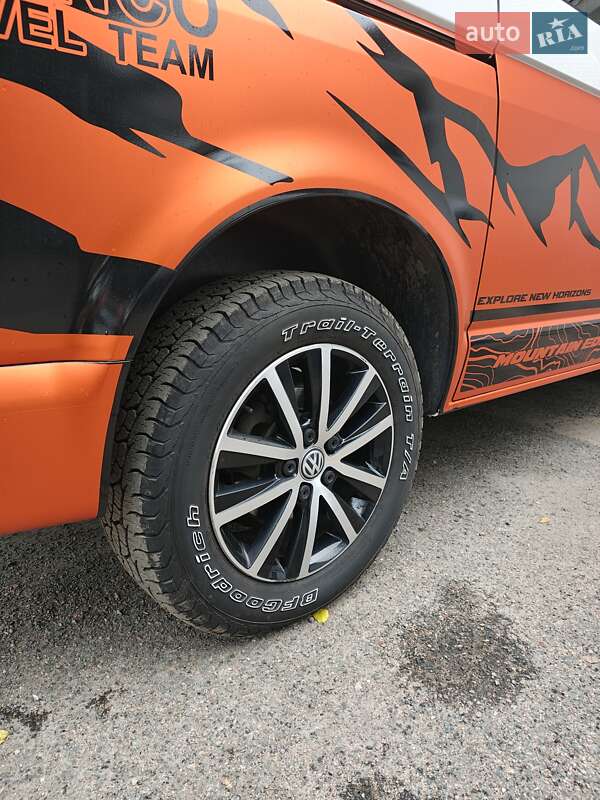 Мінівен Volkswagen Multivan 2016 в Черкасах