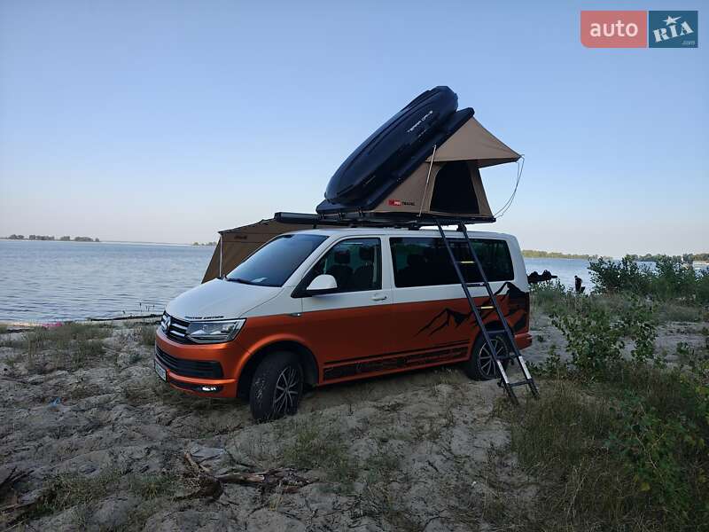 Мінівен Volkswagen Multivan 2016 в Черкасах