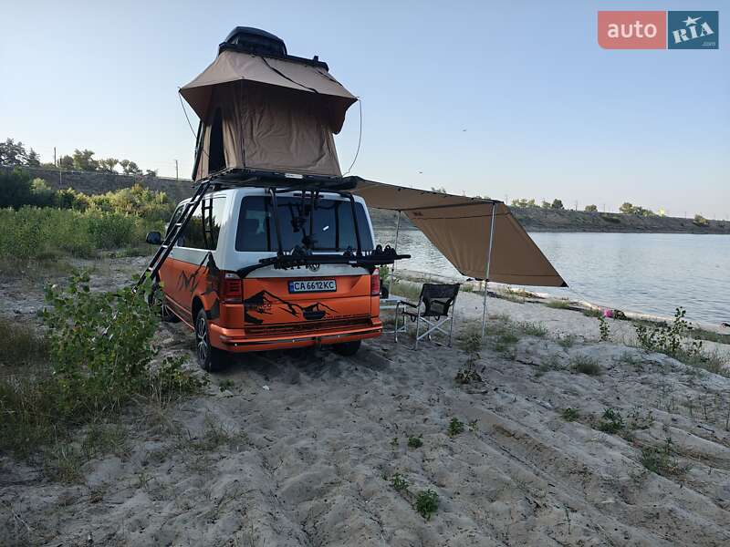 Мінівен Volkswagen Multivan 2016 в Черкасах