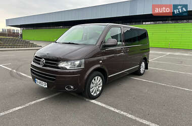 Мінівен Volkswagen Multivan 2012 в Києві