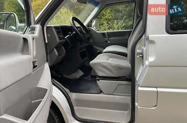 Мінівен Volkswagen Multivan 2003 в 