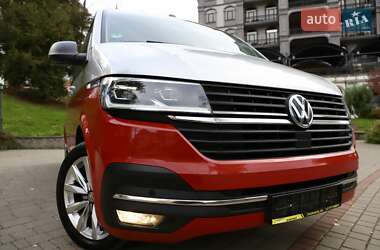 Мінівен Volkswagen Multivan 2021 в 