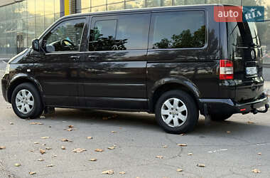 Мінівен Volkswagen Multivan 2004 в 