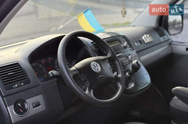 Мінівен Volkswagen Multivan 2004 в 