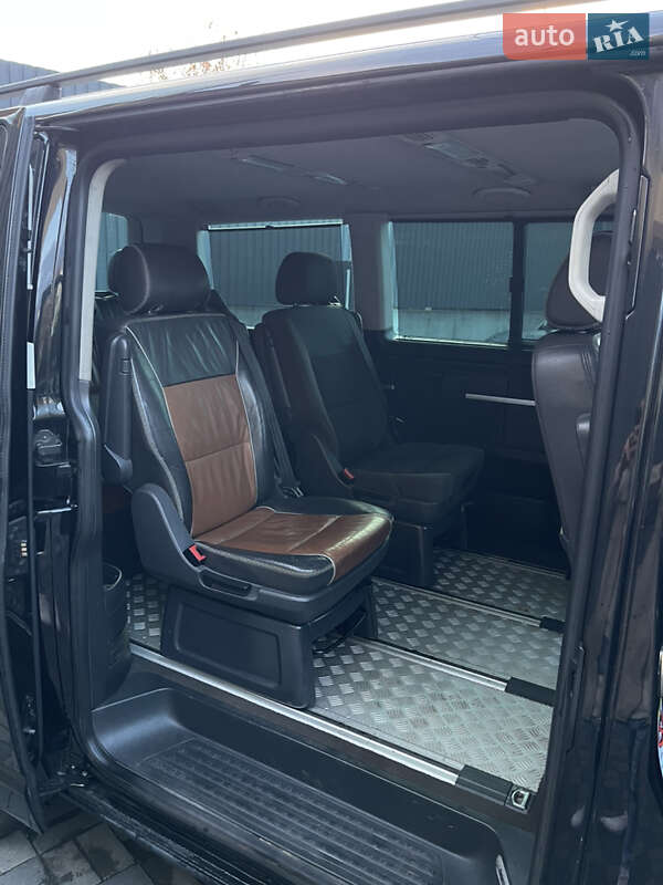 Мінівен Volkswagen Multivan 2011 в Хмельницькому