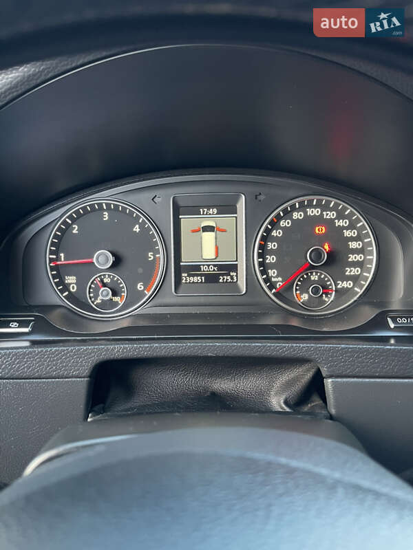 Мінівен Volkswagen Multivan 2011 в Хмельницькому