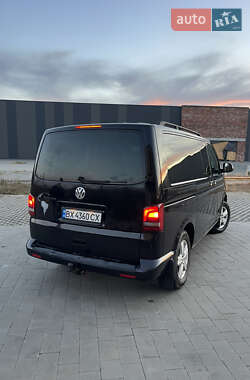 Мінівен Volkswagen Multivan 2011 в  фото 28 Мінівен Volkswagen Multivan 2011 в