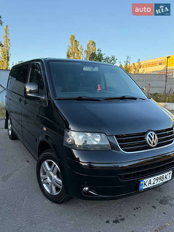 Мінівен Volkswagen Multivan 2009 в Харкові