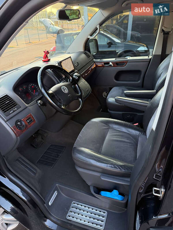 Мінівен Volkswagen Multivan 2009 в Харкові