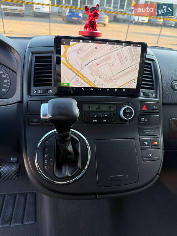 Мінівен Volkswagen Multivan 2009 в Харкові