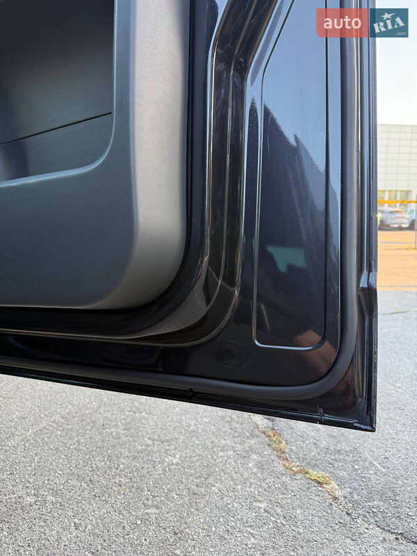 Мінівен Volkswagen Multivan 2009 в Харкові