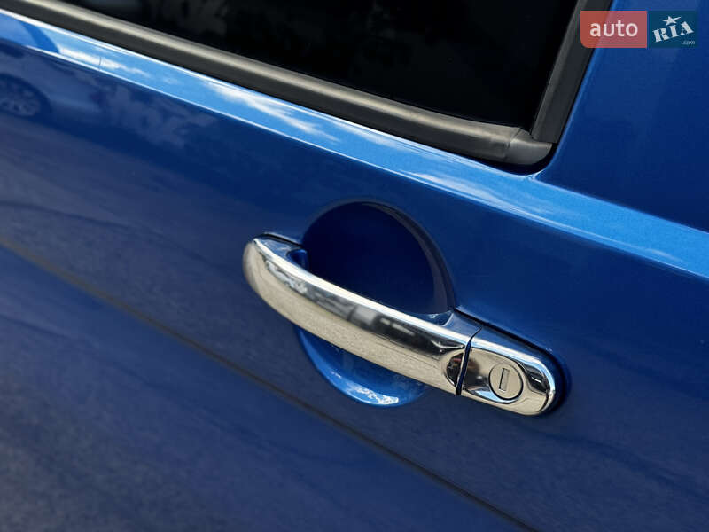 Мінівен Volkswagen Multivan 2007 в Житомирі