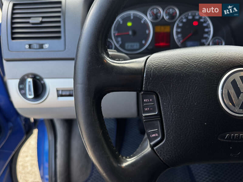 Мінівен Volkswagen Multivan 2007 в Житомирі