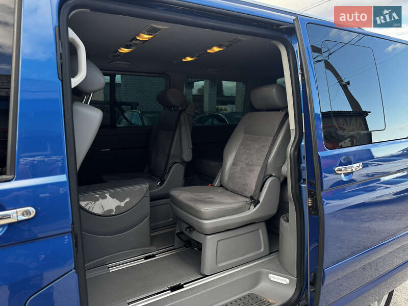 Мінівен Volkswagen Multivan 2007 в Житомирі