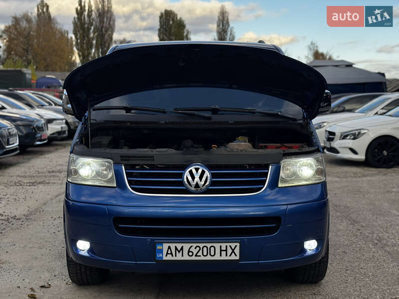 Мінівен Volkswagen Multivan 2007 в Житомирі