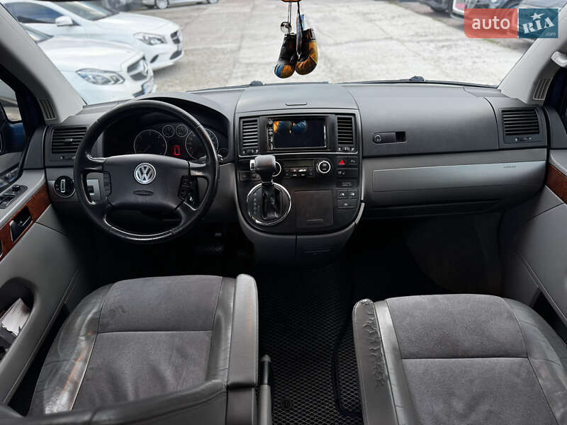 Мінівен Volkswagen Multivan 2007 в Житомирі