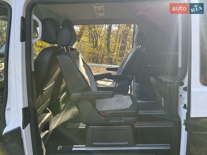 Минивэн Volkswagen Multivan 2017 в Черновцах фото 39 Минивэн Volkswagen Multivan 2017 в Черновцах