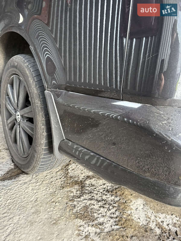 Мінівен Volkswagen Multivan 2012 в Черкасах