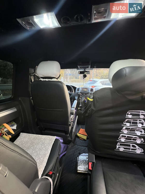 Мінівен Volkswagen Multivan 2012 в Черкасах