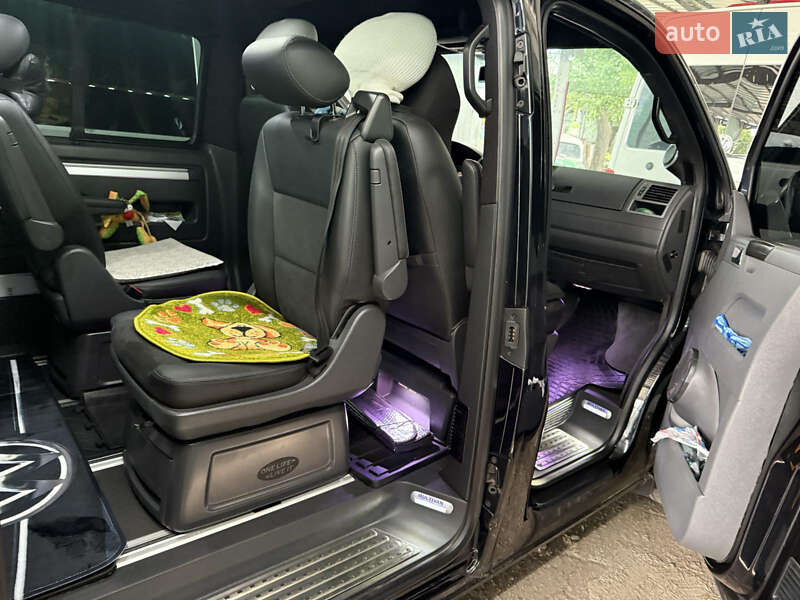 Мінівен Volkswagen Multivan 2012 в Черкасах