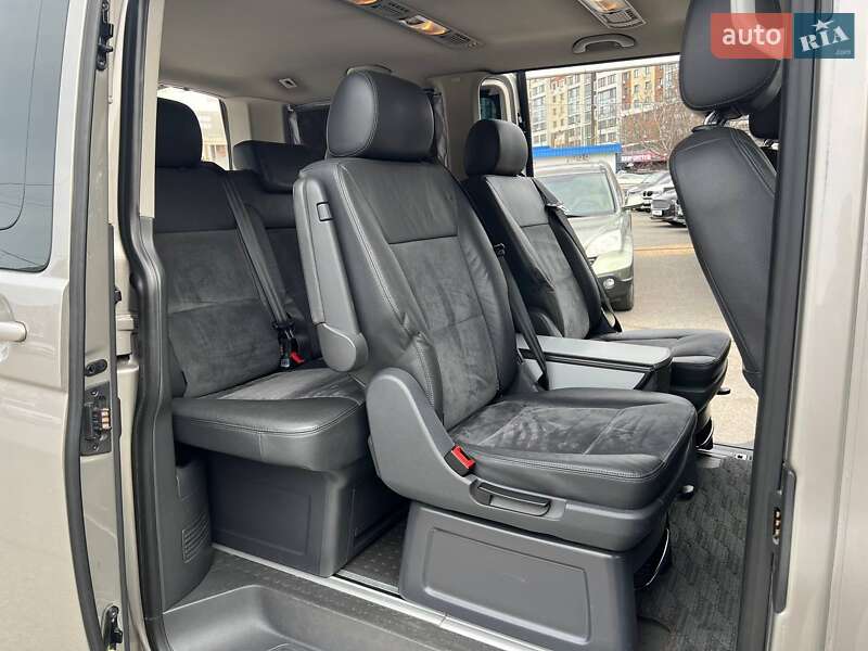 Мінівен Volkswagen Multivan 2015 в Одесі фото 21 Мінівен Volkswagen Multivan 2015 в Одесі