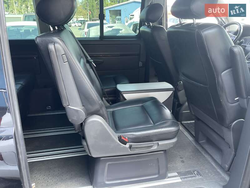 Мінівен Volkswagen Multivan 2012 в Києві