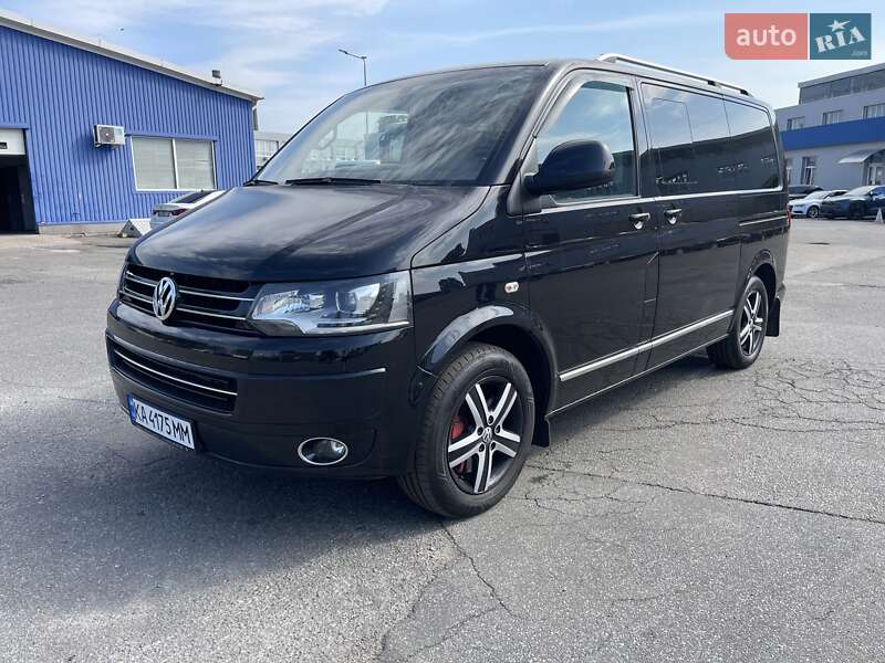 Мінівен Volkswagen Multivan 2012 в Києві